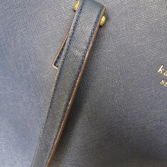 Gorgeous Kate Spade Tote Purse, Navy Blue - Picture 4 of 15